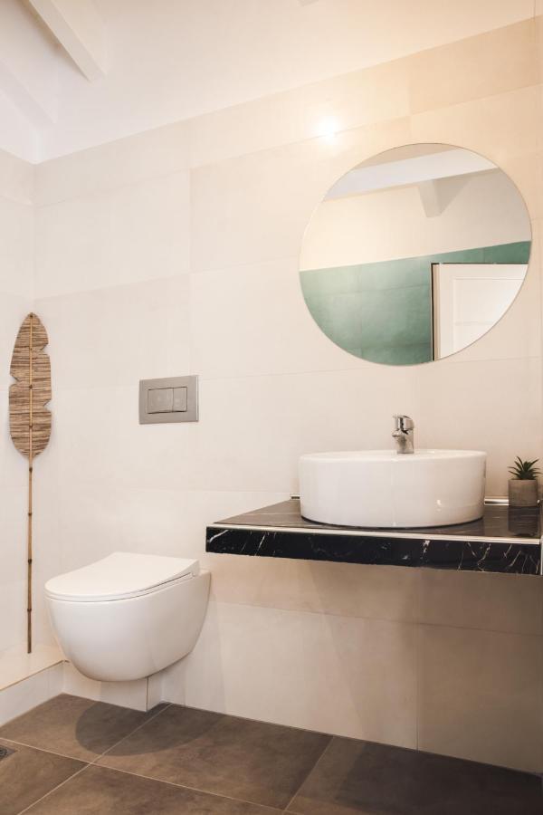 Gold Olive Suites 알리카나스 외부 사진